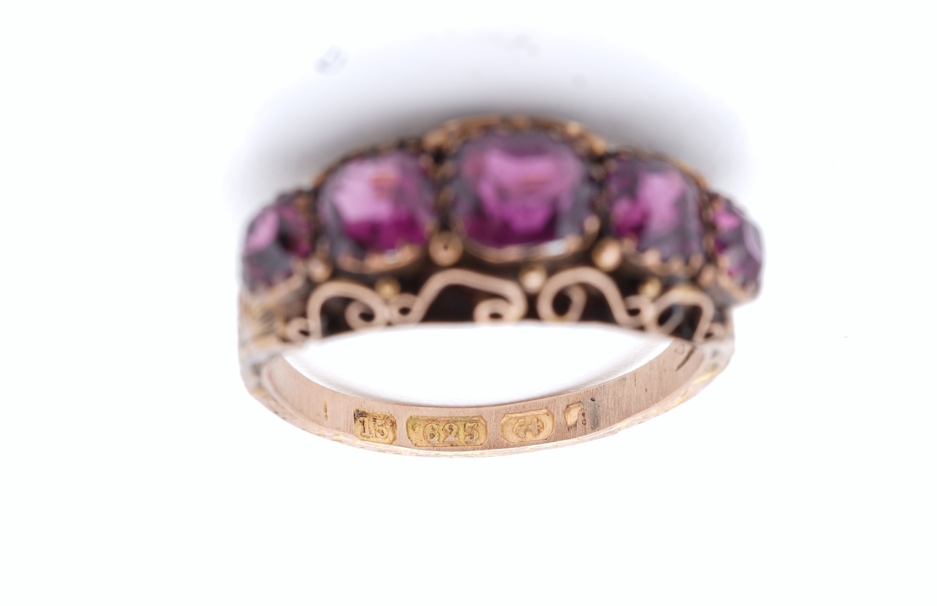 A five-stone garnet ring, early 20th century